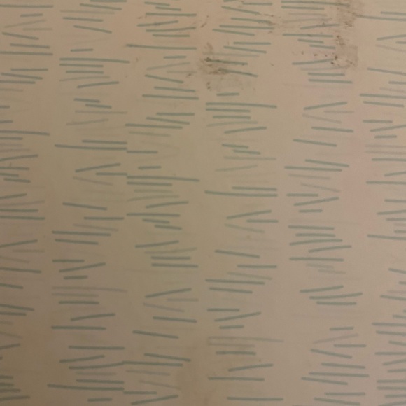 Yankee Candle Seaglass Scented Candle, New In Box - Picture 4 of 4